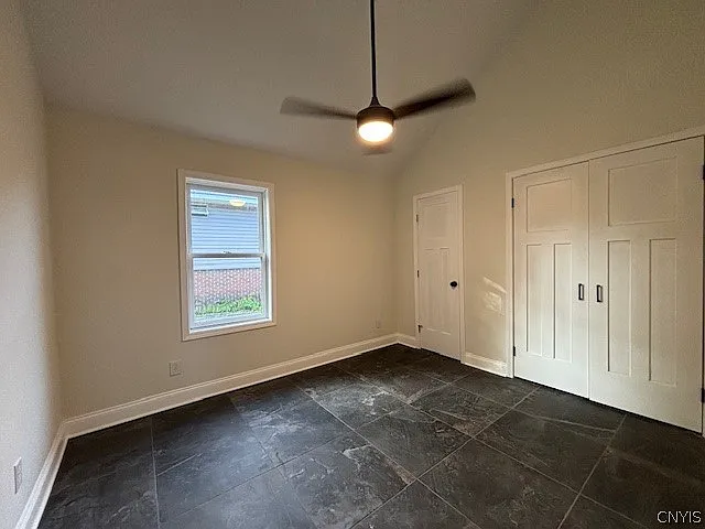 7438 Lakeshore Rd — Photo 21