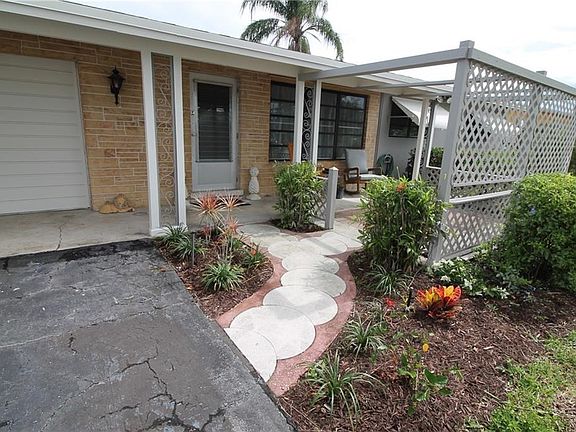 2nd image of 4153 Waterway Dr