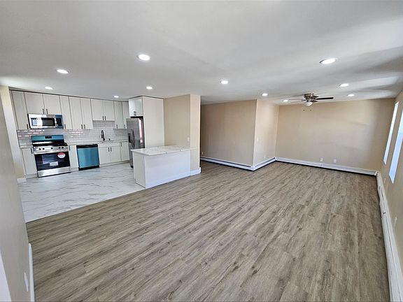 3rd image of 508 W Side Ave Unit 1