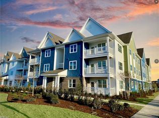 1732 Dromolin Dr #303, Virginia Beach, VA 23456