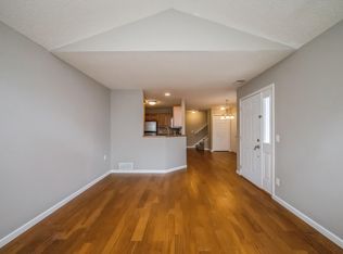 7258 Brittany Ln #35, Inver Grove Heights, MN 55076