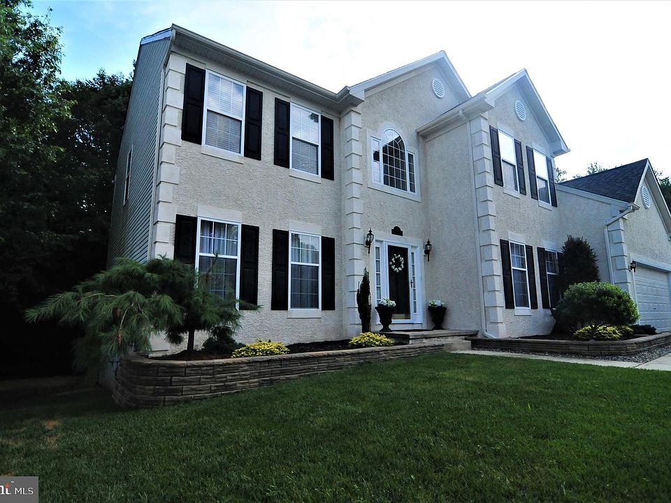 1st image of 123 Berwyck Ct