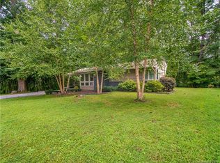 114 Robinson Ave, Brevard, NC 28712