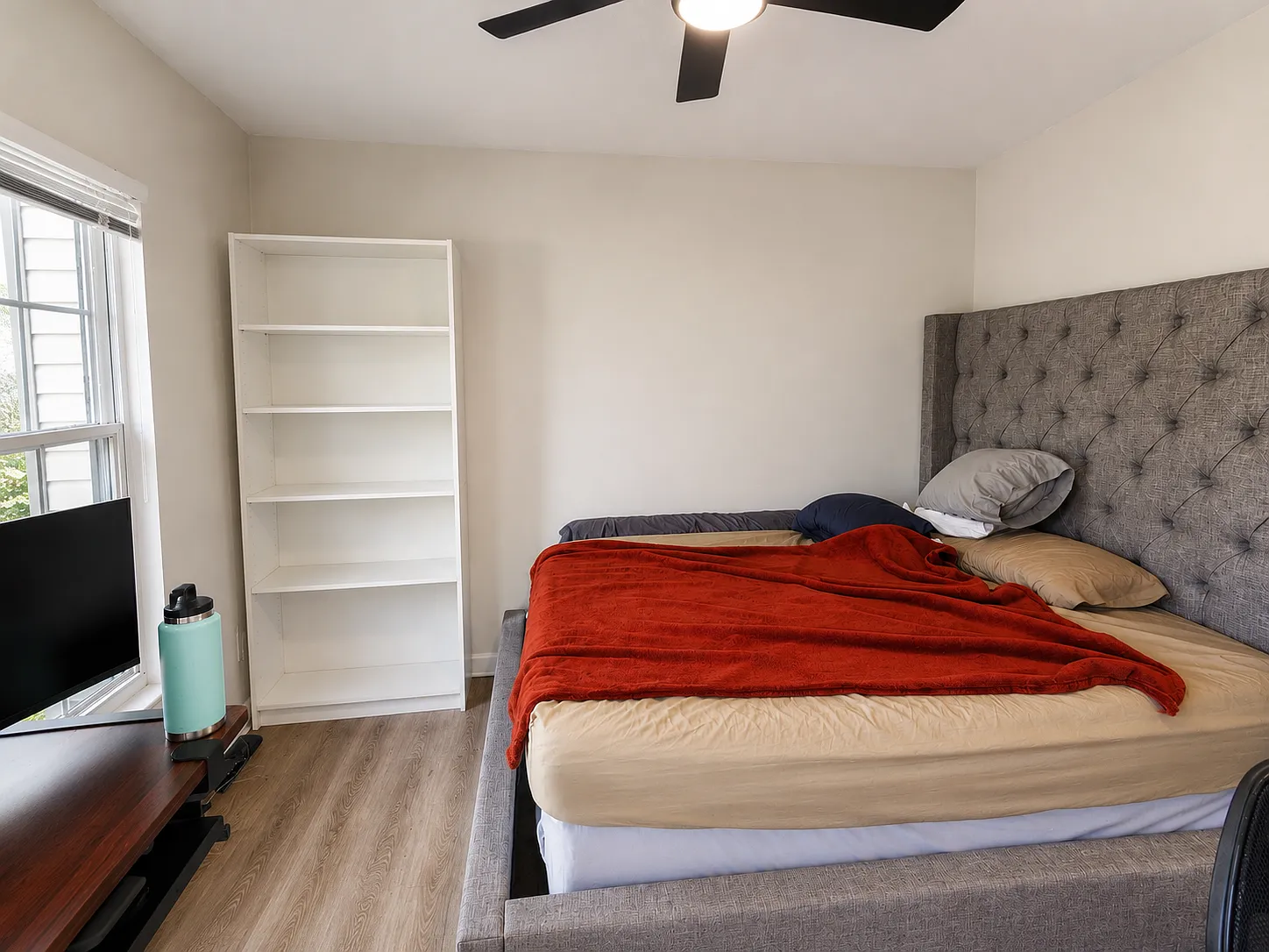 1 bed, 1.5 bath, 1358 sqft, $830 — Photo 3