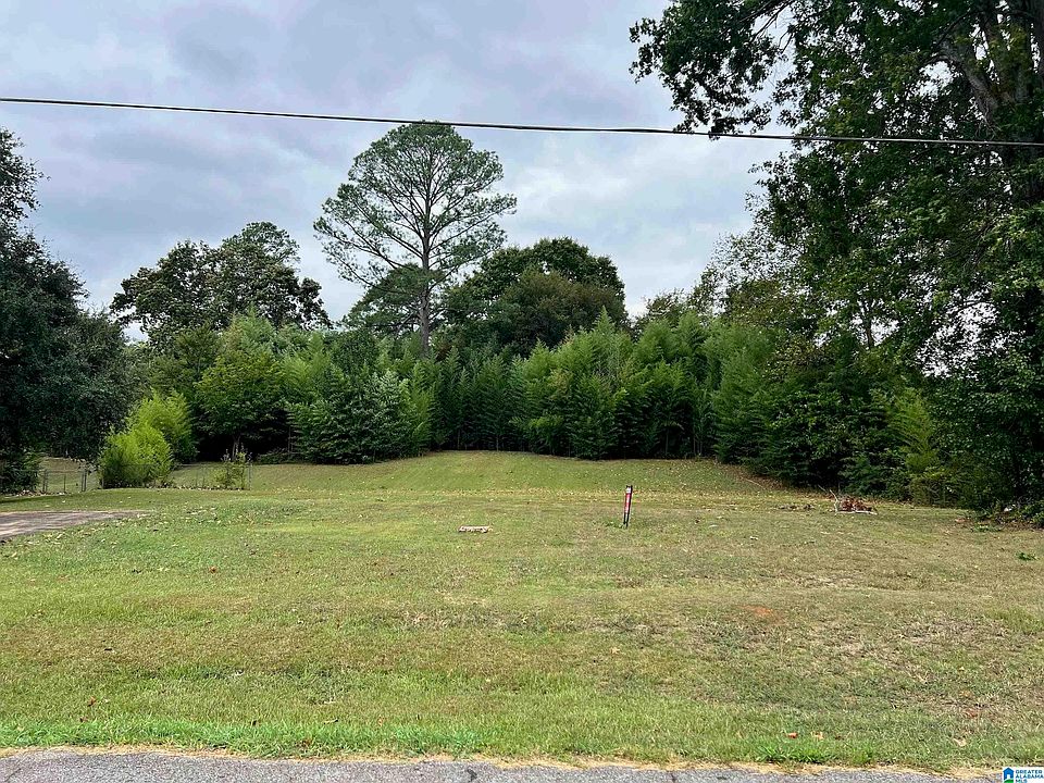 1st image of 1507 Valley Brook Dr SW #0