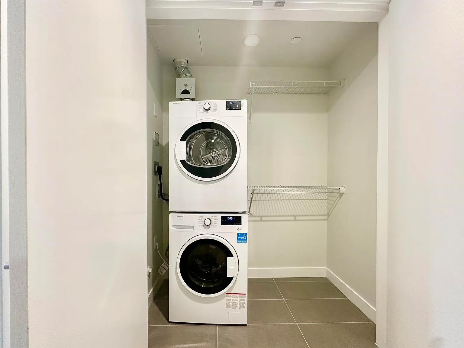 1 bed, 619 sqft, $2,600 — Photo 3