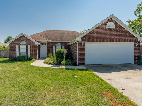 4387 W Bell Flower Dr, Fayetteville, AR 72704