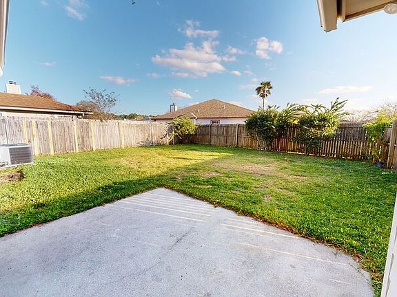 4th image of 4500 Bentley Trace Ln N
