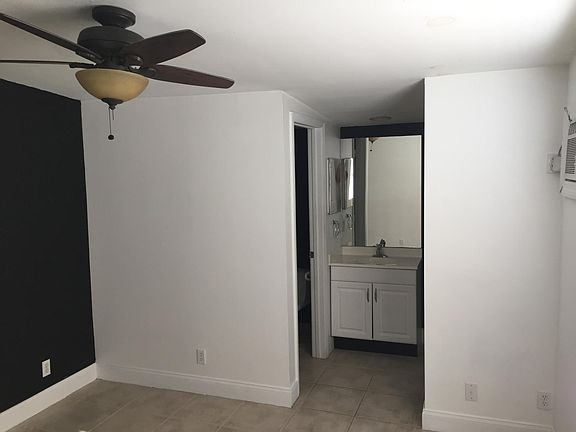 5th image of 846 SW 10th St #B