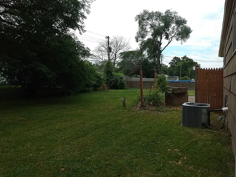 72 Guildhall Rd — Photo 5