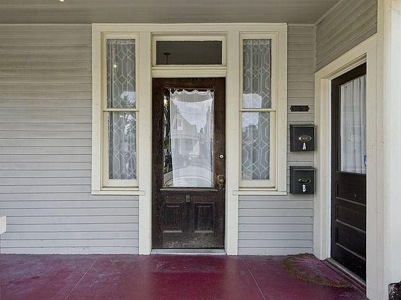3rd image of 1505 Dallas Ave APT A