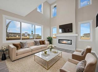 846 S Chelsea Vlg S, Chestermere, AB T1X2V5