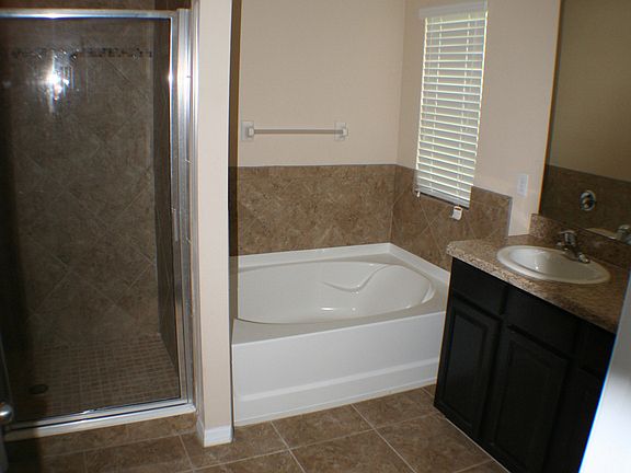 2nd image of 6037 Twin Bridges Dr
