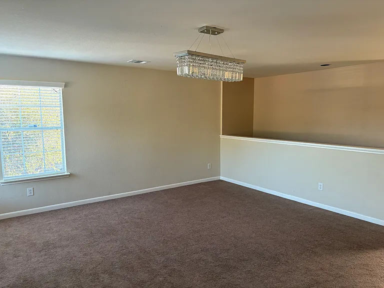 327 Remington Heights Dr — Photo 13