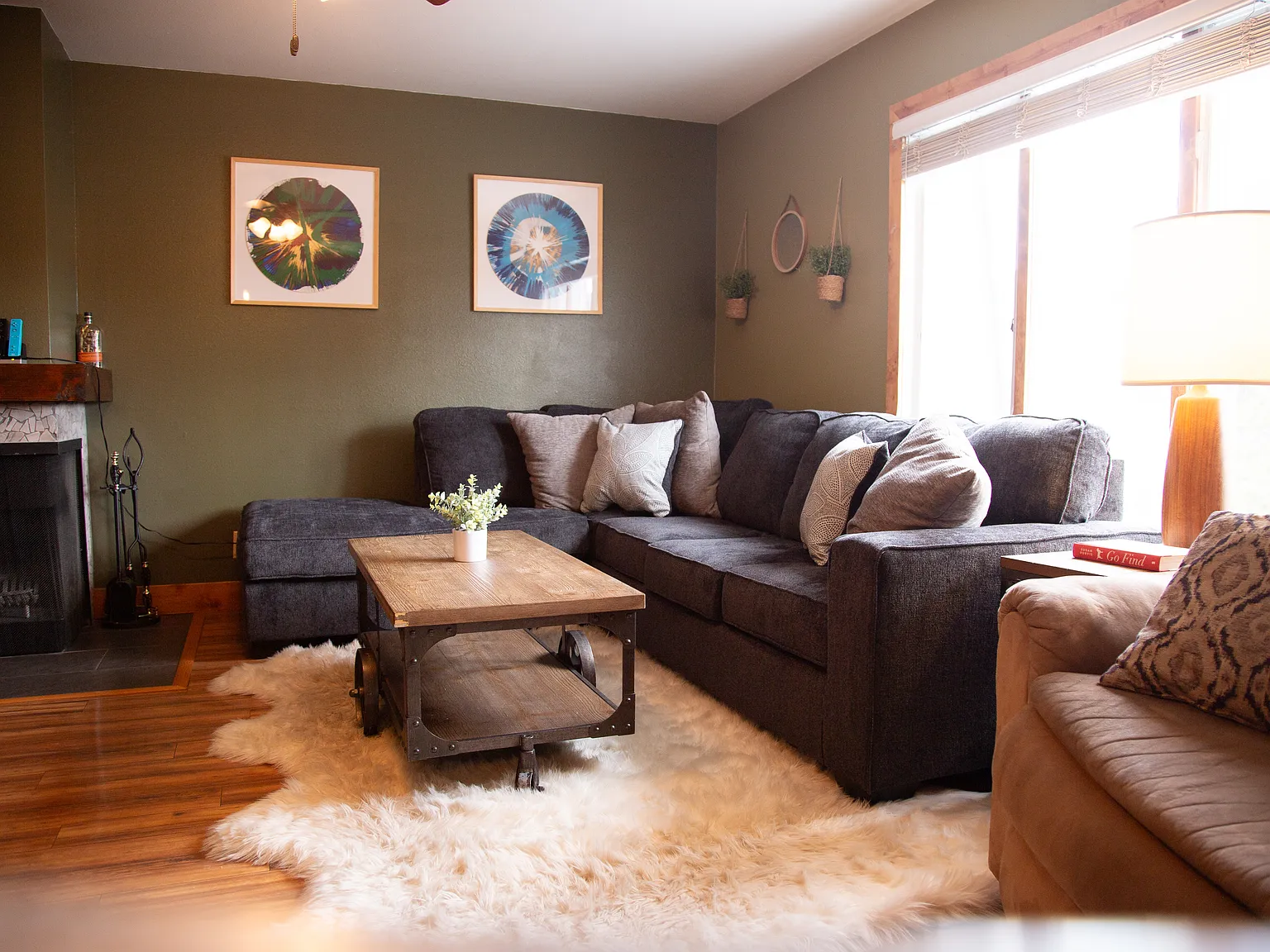 2 bed, 784 sqft, $3,600 — Photo 4