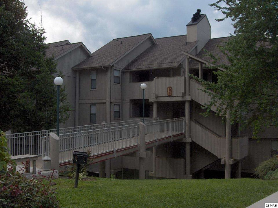 1st image of 3710 Weber Rd #D103