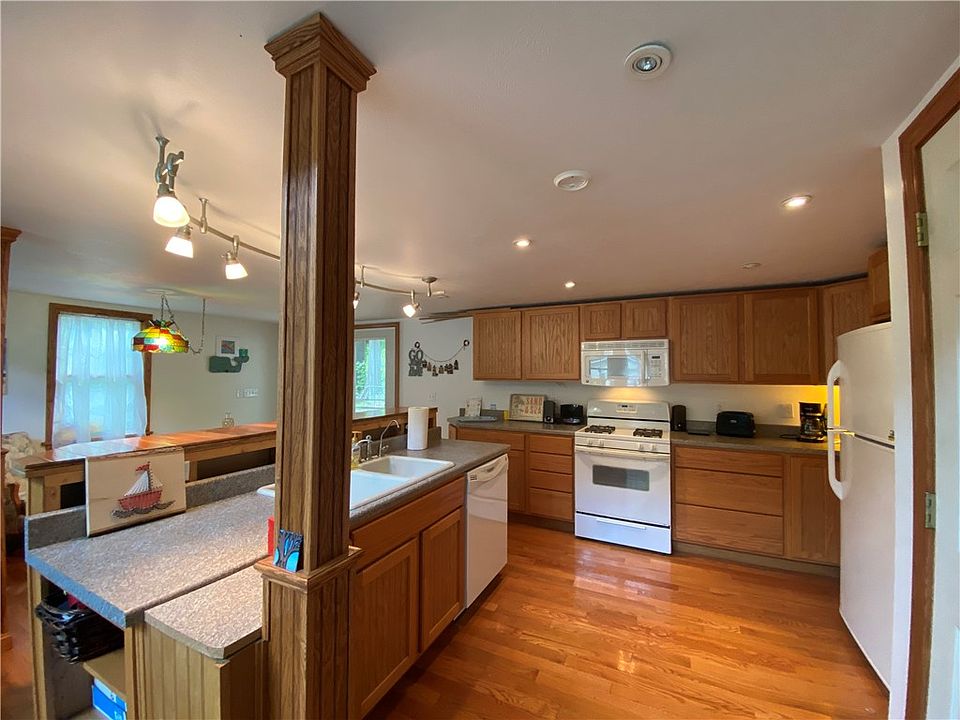 13478 Old Lake Rd East Springfield, PA Zillow