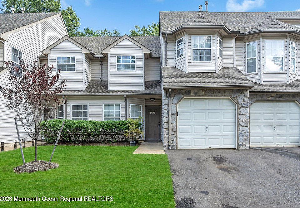 1st image of 2102 Grassy Hollow Drive