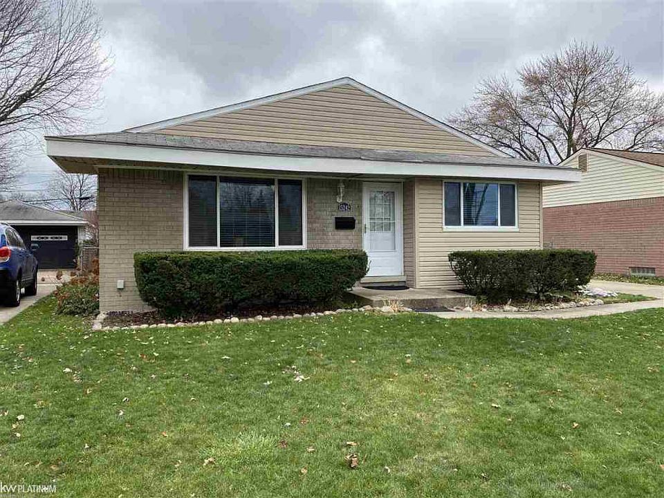 1st image of 15242 Canberra St