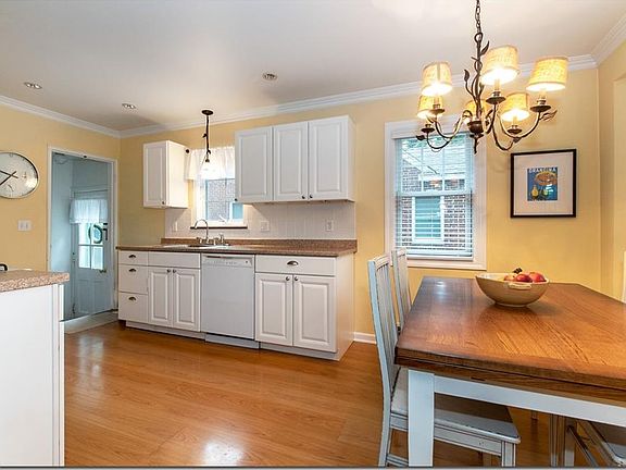 4th image of 517 Glen Park Dr