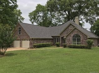 10475 Meadowview Dr, Keithville, LA 71047