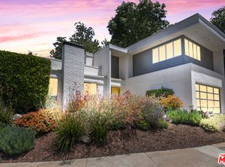 3456 Ardsley Pl, Encino, CA 91436