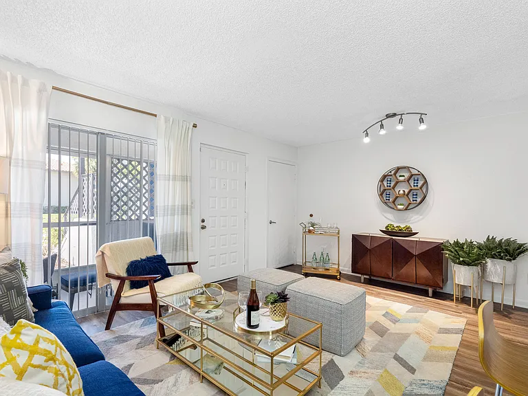 Boca Arbor Club Apartments — Photo 20