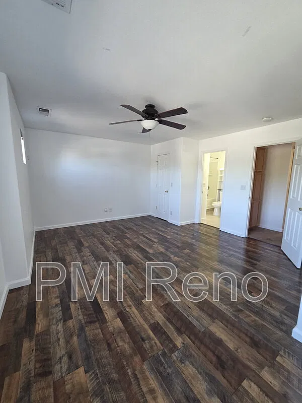 4 bed, 3.0 bath, 1484 sqft, $2,533 — Photo 1