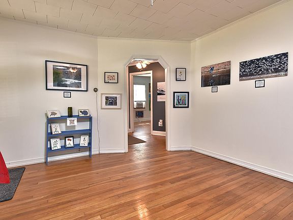 5th image of 2907 Broad St