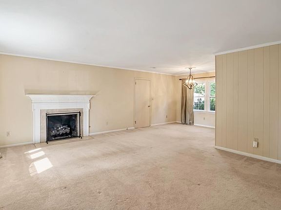 2nd image of 299 Malden Ln