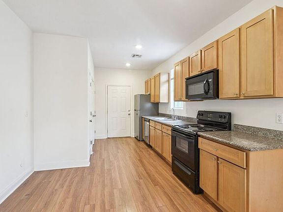 5th image of 403 Tonti St #403