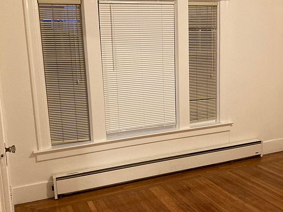 4th image of 1803 Judah St APT 4