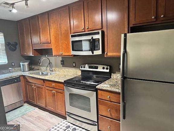 5th image of 105 N River Dr Unit G