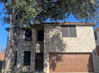 9005 Yale St, Laredo, TX 78045