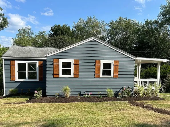 654 Camp Meeting Rd, Sewickley, PA 15143
