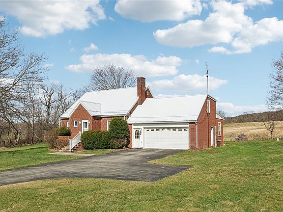 2nd image of 441 Petersburg Rd N