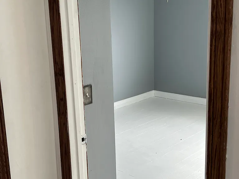 112 Etna St — Photo 9