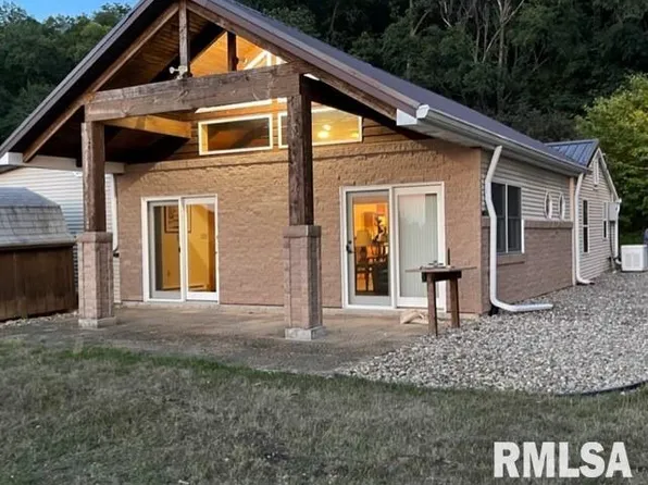 10919 Maple Island Rd, Manito, IL 61546