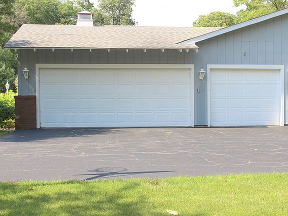 4th image of 1716 N Blue Bell Bnd