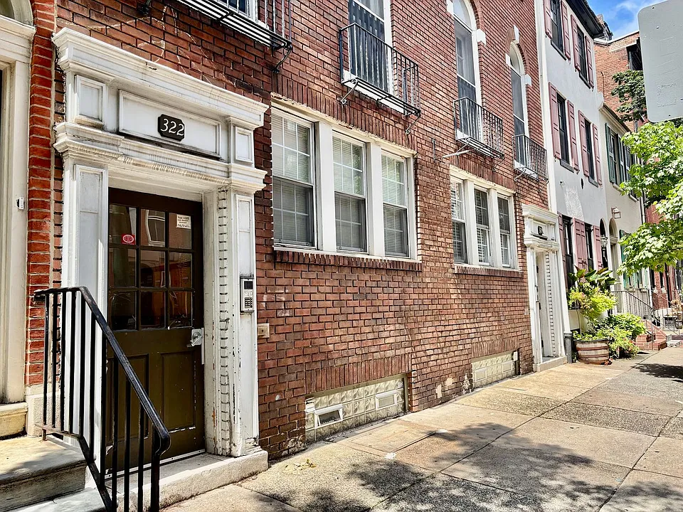 322 S 12th St
