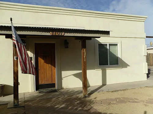1701 Alamo Ave Photo 1