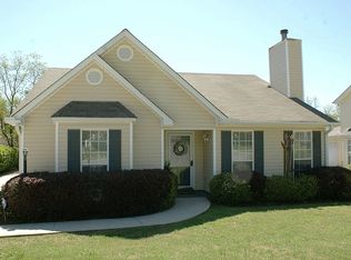 199 Brookhollow Dr, Pelham, AL 35124