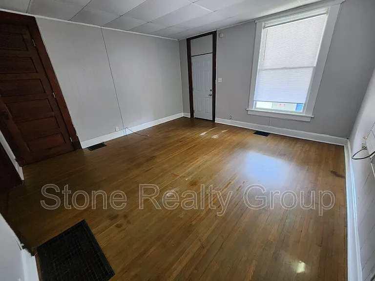 1130 N 8th St #B — Photo 3