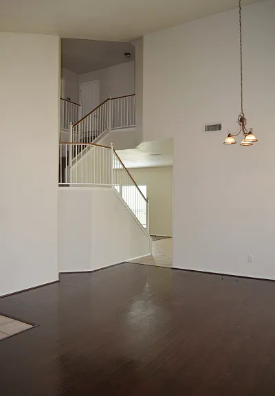 5311 White Rock Dr — Photo 3