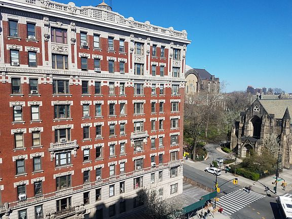 3rd image of 504 W 110th St #10N