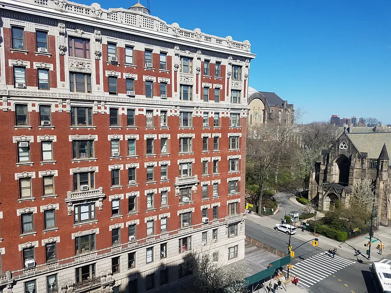 504 W 110th St #10N — Photo 3