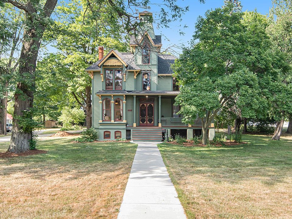 1st image of 308 W Shiawassee Ave