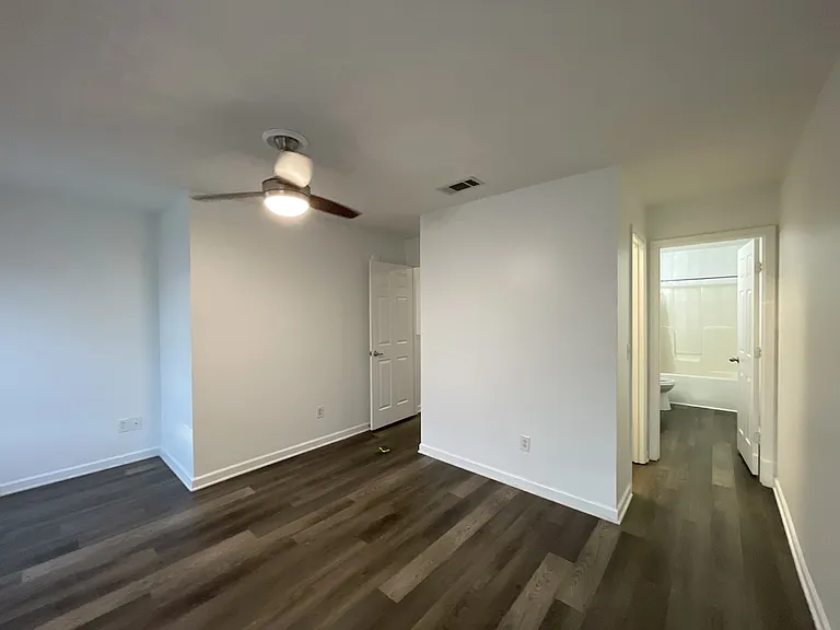 329 Stewarts Landing Cir — Photo 18