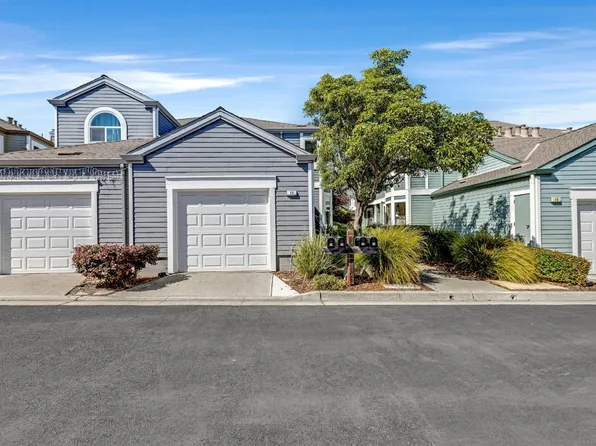 15 Parfait Ln, Alameda, CA 94502