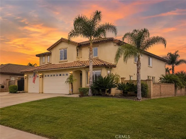 32304 Daisy Dr, Winchester, CA 92596